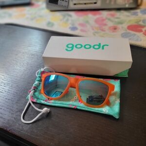 NWOT Goodr Donkey Goggles